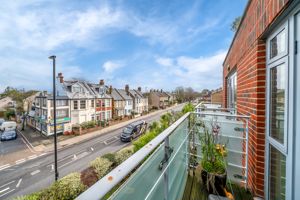 Photo 17- click for photo gallery